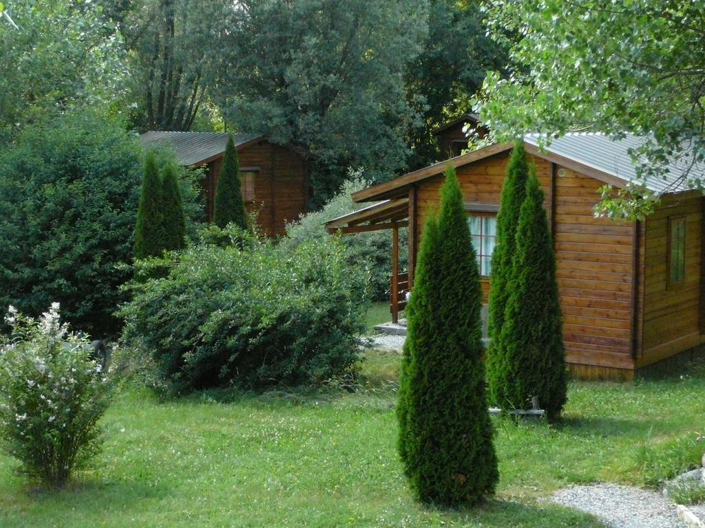 Hotel La Valière Chorges Esterno foto